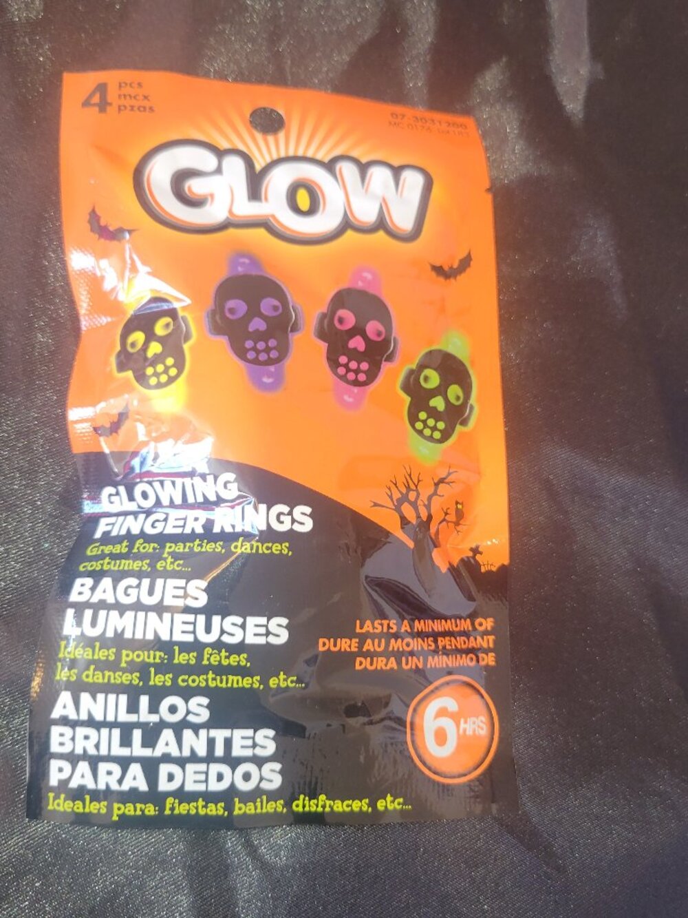 FREE Glowing halloween finger rings